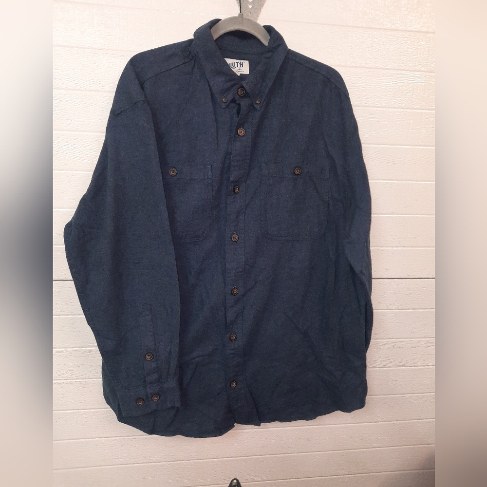 Duluth Trading Co. Men's Dark Blue Button-Down Casual Shirt
